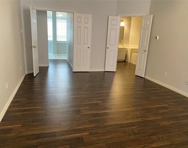 3620 Field Stone Drive - Photo Thumbnail 24