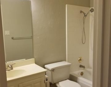 3620 Field Stone Drive - Photo Thumbnail 18