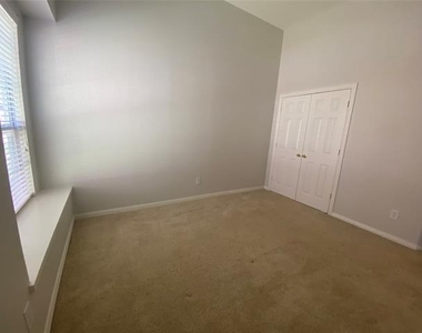 3620 Field Stone Drive - Photo Thumbnail 36