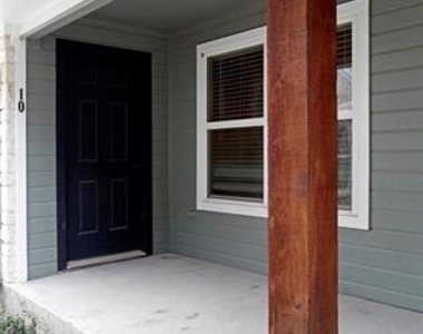 701 S Lillian Street - Photo Thumbnail 20