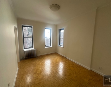 East 38th Street - Photo Thumbnail 0