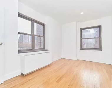 East 37th Street - Photo Thumbnail 0