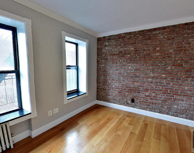 East 100th Street - Photo Thumbnail 0