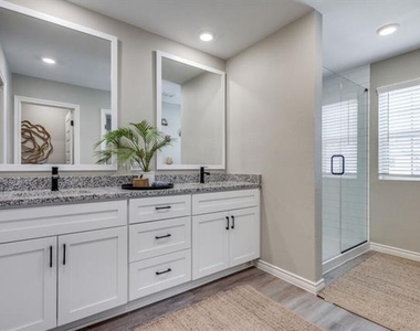 8525 Leyton - Photo Thumbnail 14