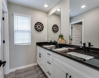 8525 Leyton - Photo Thumbnail 16