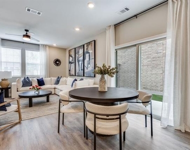 8525 Leyton - Photo Thumbnail 8