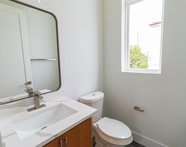 4210 Roseland Avenue - Photo Thumbnail 14