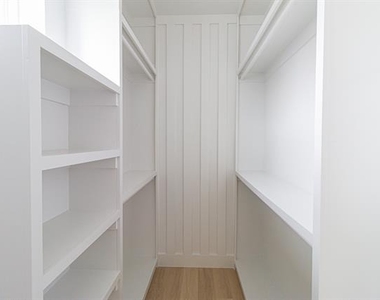 4210 Roseland Avenue - Photo Thumbnail 20