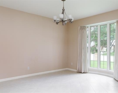 5201 Ledgestone Drive - Photo Thumbnail 2