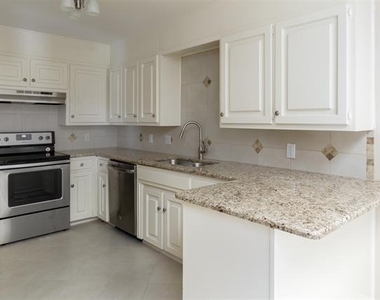 5201 Ledgestone Drive - Photo Thumbnail 4