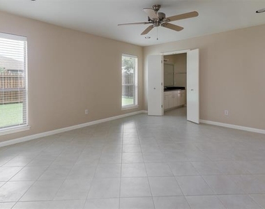 5201 Ledgestone Drive - Photo Thumbnail 5