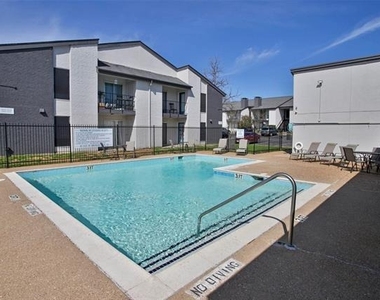 1200 W Taylor Street - Photo Thumbnail 13