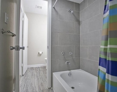 1200 W Taylor Street - Photo Thumbnail 7