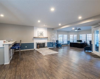 8383 La Prada Drive - Photo Thumbnail 3