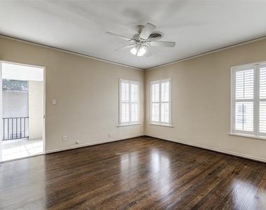 4543 Fairway Avenue - Photo Thumbnail 6