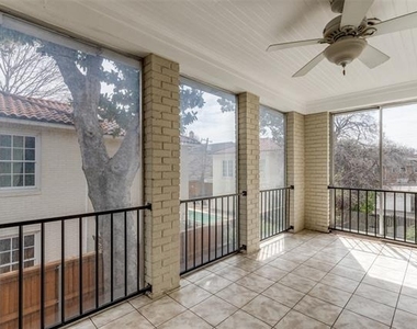 4543 Fairway Avenue - Photo Thumbnail 5