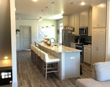 2537 Mccart Avenue - Photo Thumbnail 17