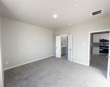 2909 Ali Drive - Photo Thumbnail 12