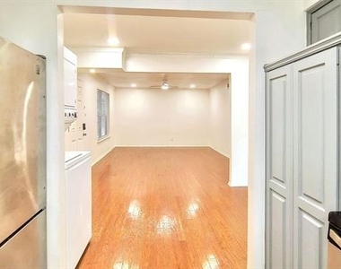 5818 E University Boulevard - Photo Thumbnail 7