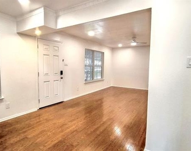 5818 E University Boulevard - Photo Thumbnail 17
