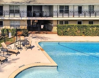 5818 E University Boulevard - Photo Thumbnail 33