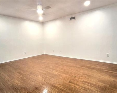 5818 E University Boulevard - Photo Thumbnail 5