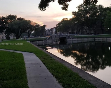 8311 Sands Point Blvd - Photo Thumbnail 29