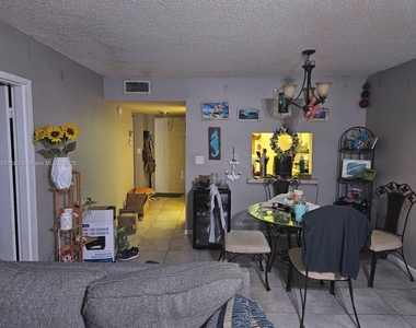8311 Sands Point Blvd - Photo Thumbnail 27