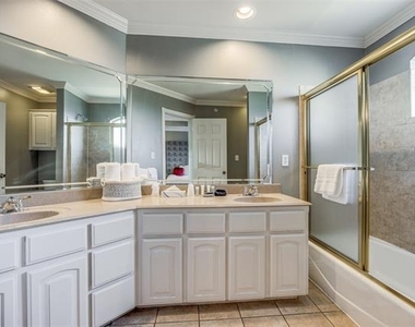290 Tanglewood Circle - Photo Thumbnail 11