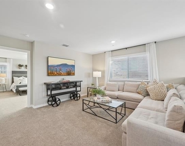 4430 Prairie Crossing - Photo Thumbnail 6