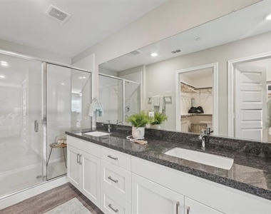 4430 Prairie Crossing - Photo Thumbnail 19