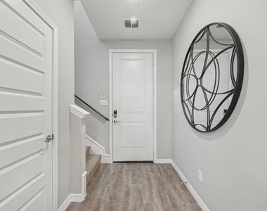 4430 Prairie Crossing - Photo Thumbnail 26