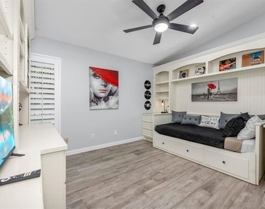 3330 Timberview Road - Photo Thumbnail 23