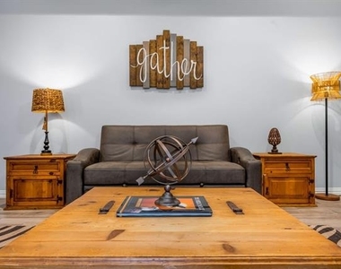 3330 Timberview Road - Photo Thumbnail 13