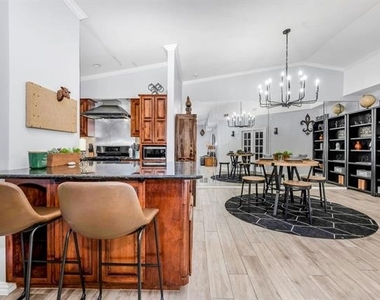 3330 Timberview Road - Photo Thumbnail 17