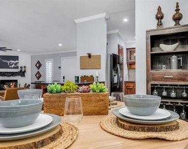 3330 Timberview Road - Photo Thumbnail 22