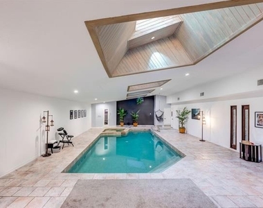3330 Timberview Road - Photo Thumbnail 15