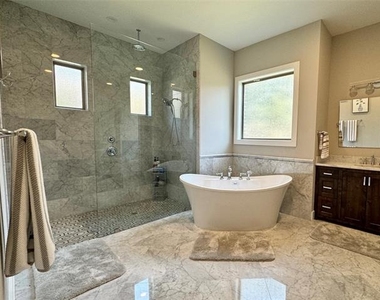 474 Eagle Cove Circle - Photo Thumbnail 7