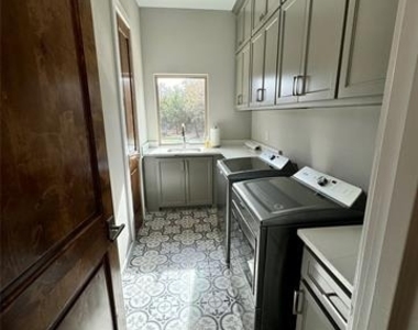 474 Eagle Cove Circle - Photo Thumbnail 17