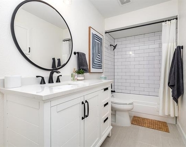 803 Rush Creek Drive - Photo Thumbnail 26
