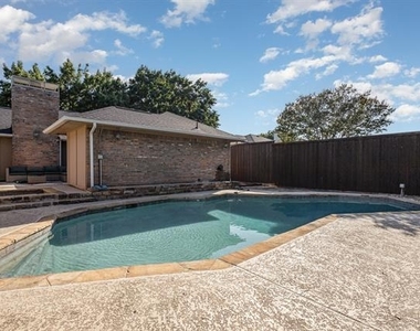 803 Rush Creek Drive - Photo Thumbnail 32