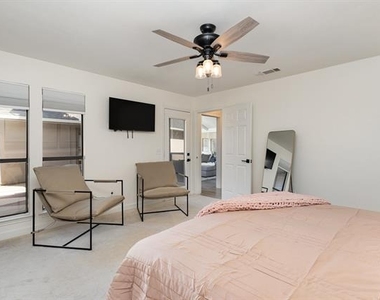 803 Rush Creek Drive - Photo Thumbnail 21