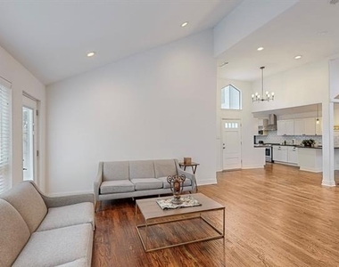4017 La Costa Court - Photo Thumbnail 6