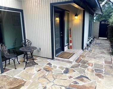 3325 Bristol Road - Photo Thumbnail 4