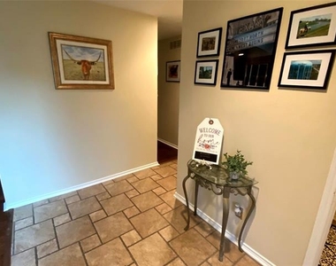 3325 Bristol Road - Photo Thumbnail 6