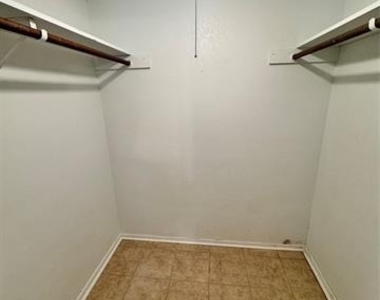 2703 4th Street - Photo Thumbnail 2