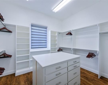5624 Gillum Drive - Photo Thumbnail 21