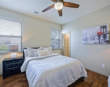 5624 Gillum Drive - Photo Thumbnail 27