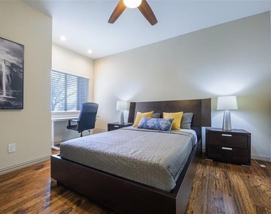 5624 Gillum Drive - Photo Thumbnail 30