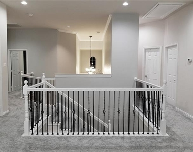 1194 Polo Heights Drive - Photo Thumbnail 2
